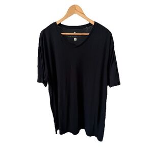 American Tall Black Men's Size XL Tee Shirt V-neck